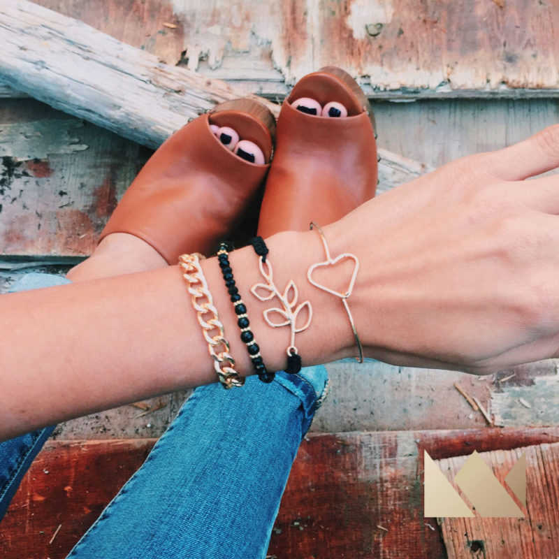 Γυναικεία Κοσμήματα και Αξεσουάρ  • Constantinos Accessories