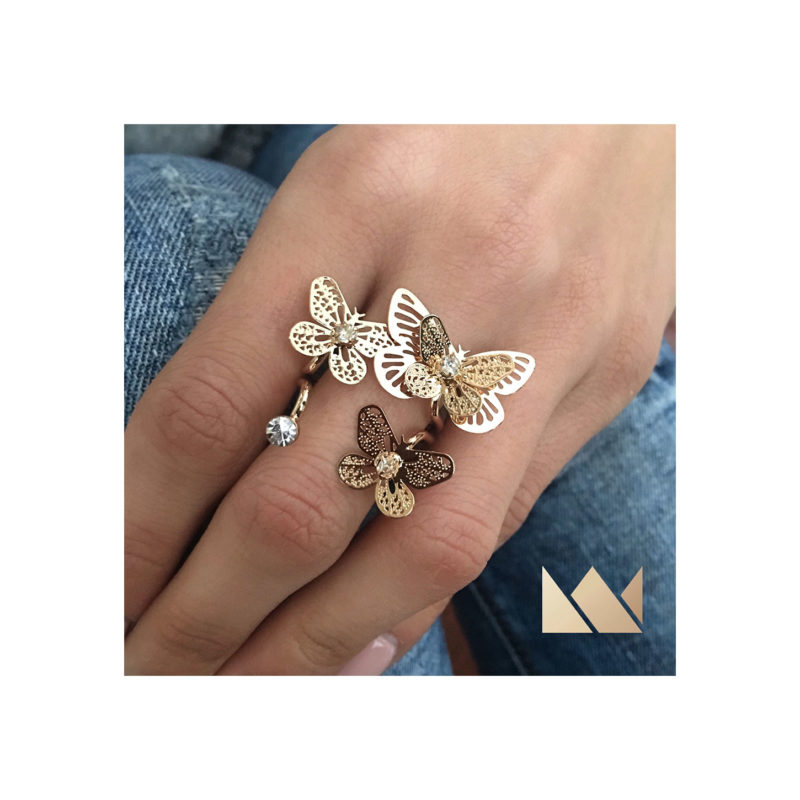 Γυναικεία Κοσμήματα και Αξεσουάρ  • Constantinos Accessories