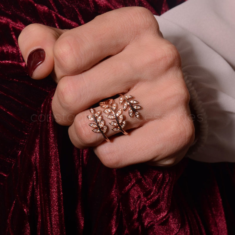 Γυναικεία Κοσμήματα και Αξεσουάρ  • Constantinos Accessories