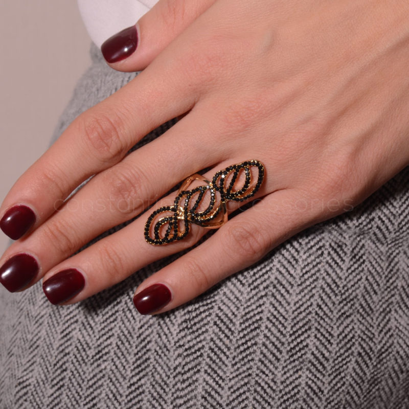 Γυναικεία Κοσμήματα και Αξεσουάρ  • Constantinos Accessories