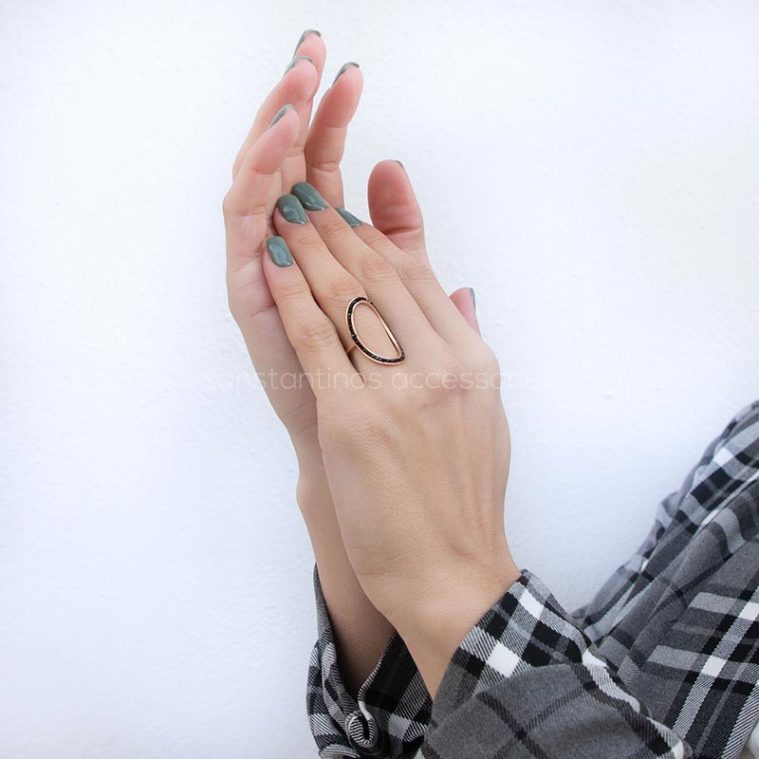 γυναικειο οβαλ δαχτυλιδι