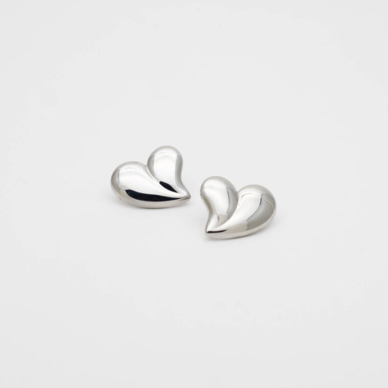 γυναικεια σκουλαρικια με καρδια απο ατσαλι